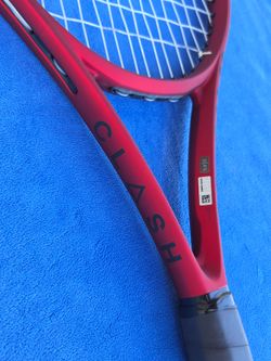 Wilson Clash 100 V2 Tennis Racquet