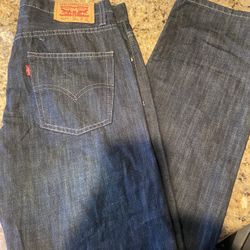 Levi’s Jeans