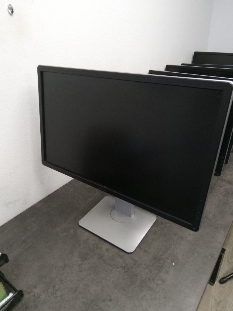 DELL 22" MONITORS