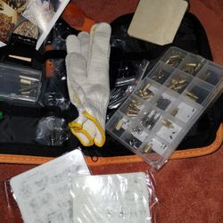 110PC SOLDERING SET W/6 WOOD SHEETS 