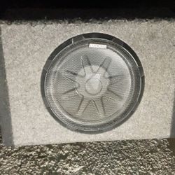 Kicker PT250  10” Subwoofer With Built In 100w Amplifier 