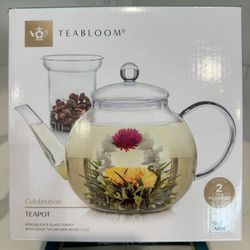 Glass Teapot + Tea Blooms - Brand New