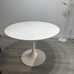 41” Round Table