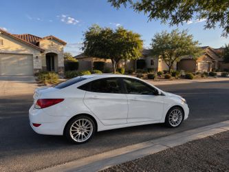 2013 Hyundai Accent