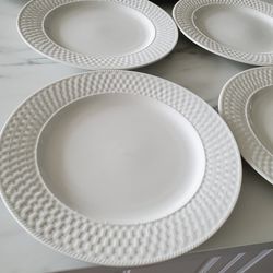 Dinnerware 12 Ceramic Plates 