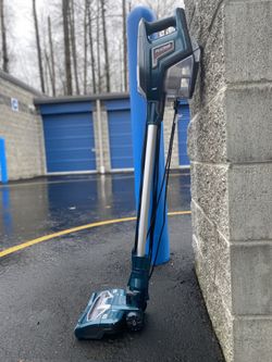 Shark Rocket DuoClean Ultra-Light Corded UV380 Vacuum Cleaner