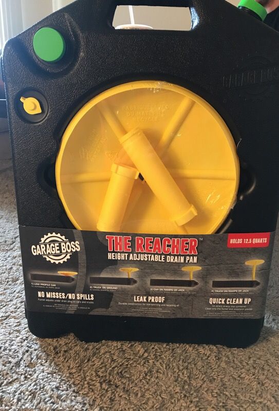 Garage Boss The Reacher Height Adjustable Drain Pan