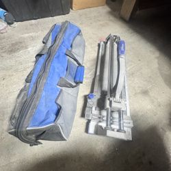Kobalt Tile Snapper