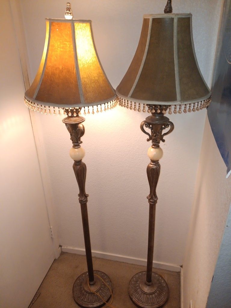 3 Vintage Lamps