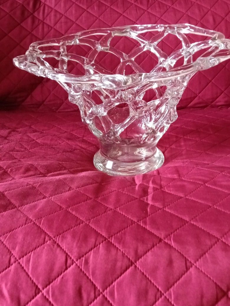 Web Glass Style Centerpiece