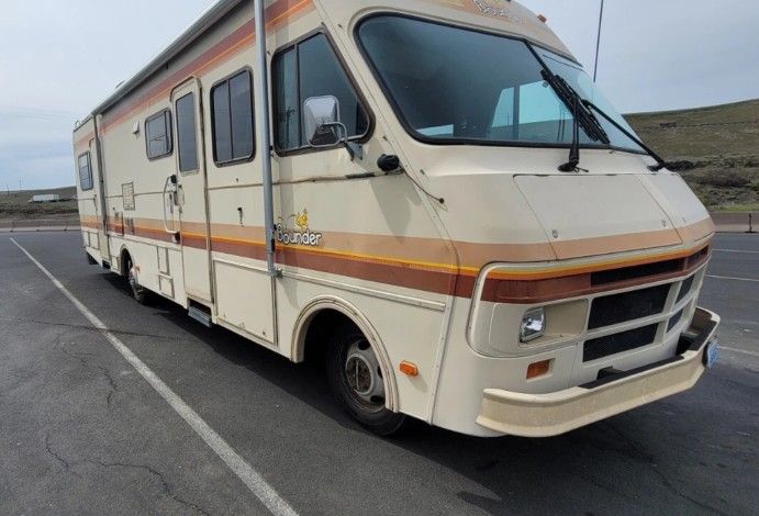 1988 Fleetwood Bounder Bounder 34