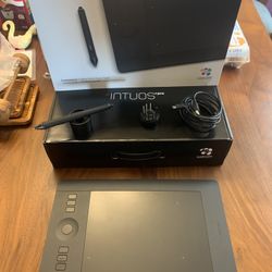 Wacom Intuos Pro Small (PTH-451)