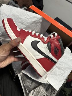 Nike Chicago Jordan 1 High Lost & Found