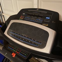 NordicTrack Treadmill in Great Condition 