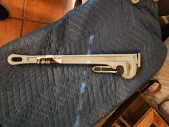 Rigid Aluminum Pipe Wrench  24" NEW ...$80