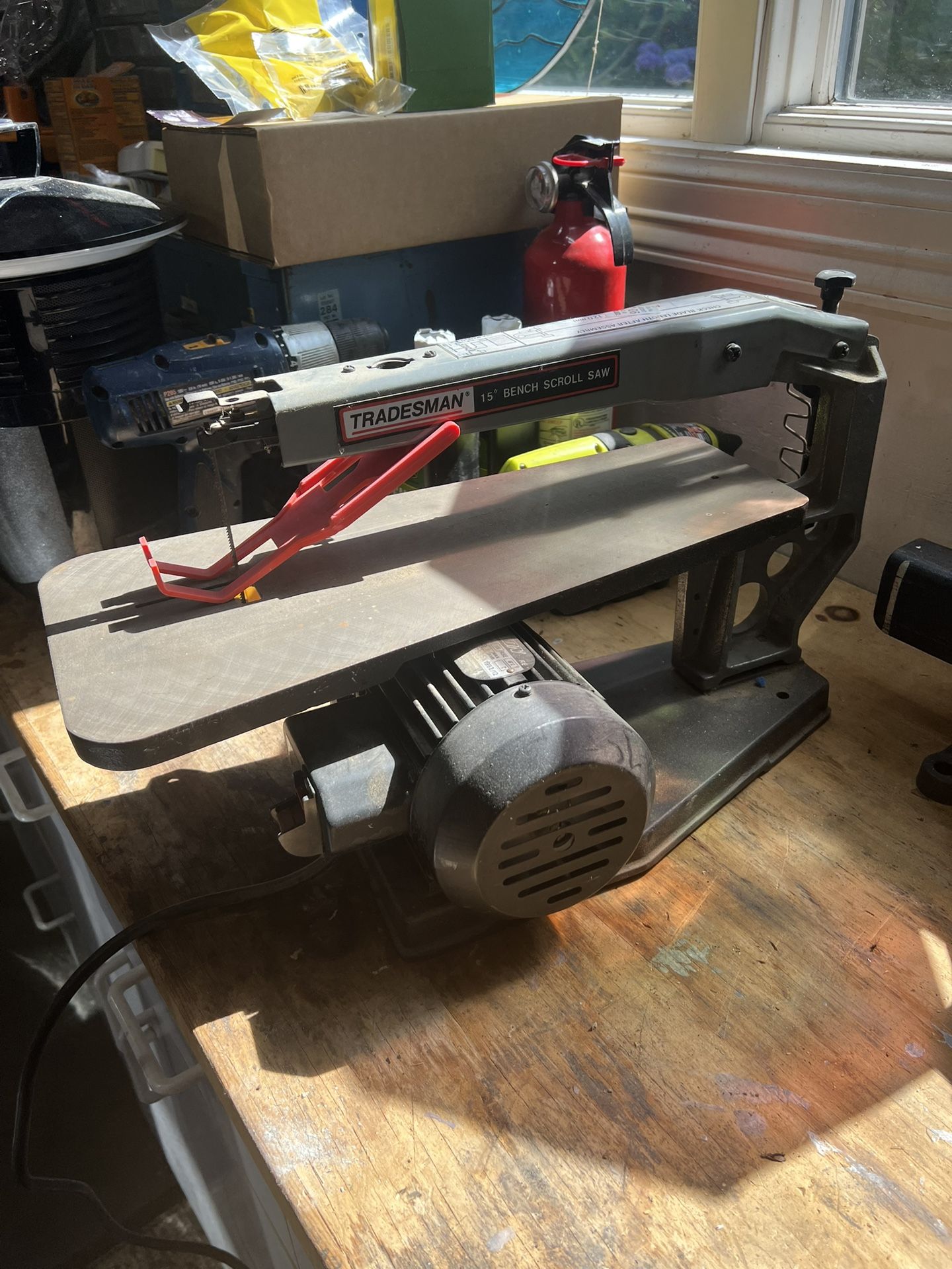 Tradesman 15” Scroll Saw