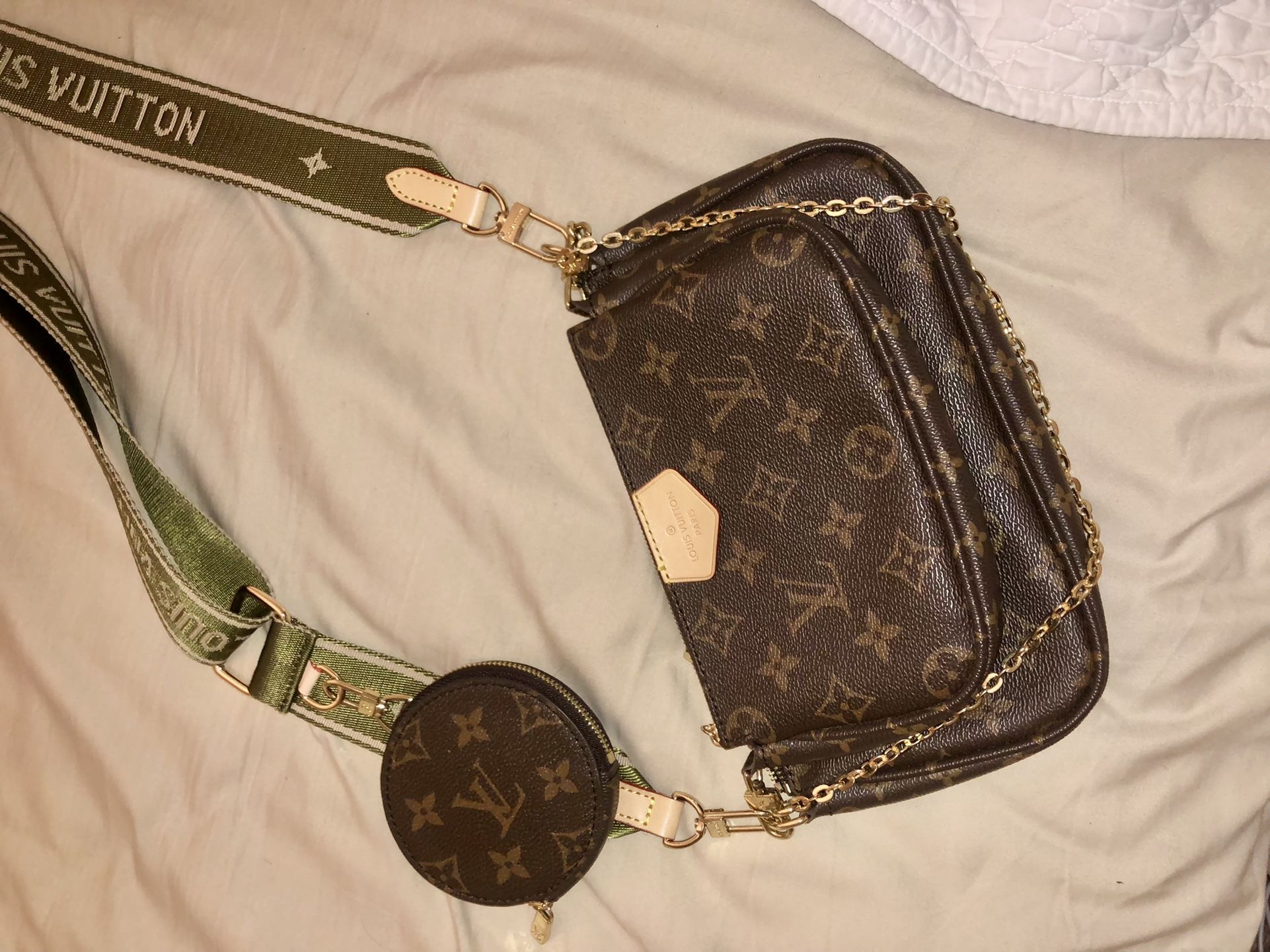 3 Piece Louis Vuitton purse 