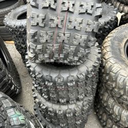 22x11.00R9 Tires