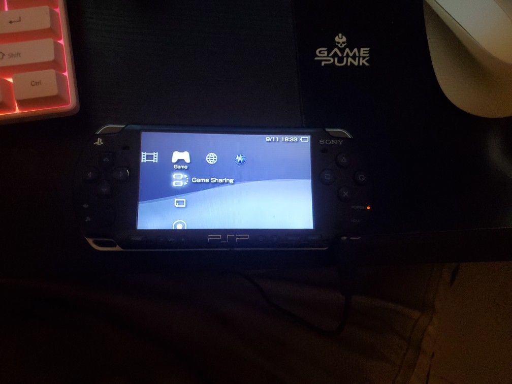 Psp 2000 (trading for ps2 fat)