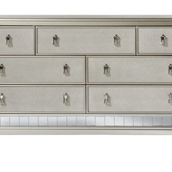 Sofia Vergara Paris Silver Collection