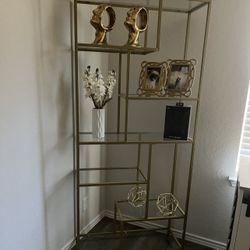 Excellent Condition Shelf 