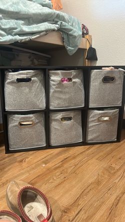 6-cube shelf unit