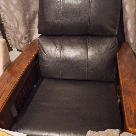 Recliner Chair