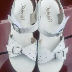 Girls Footmates Sandals Size 2 Y