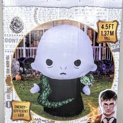 Lord Voldemort 4.5-ft Inflatable Airblown Halloween Harry Potter Decoration 2022