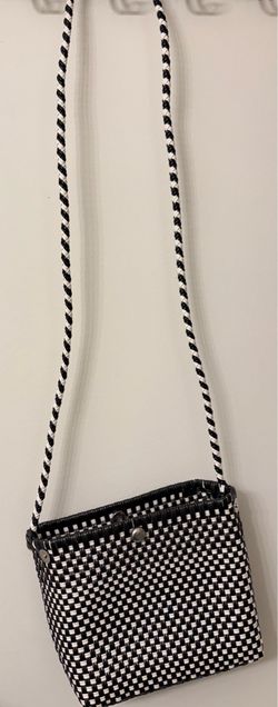 Handmade Oaxaca Woven Crossbody Bag – Black & White