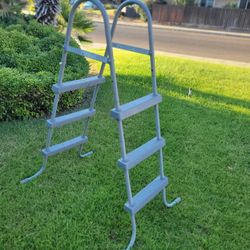 3 Step Pool Ladder 