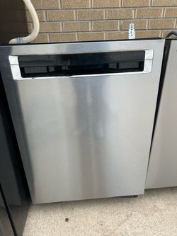Kitchen aid / water jet for each rack! (3 total)
