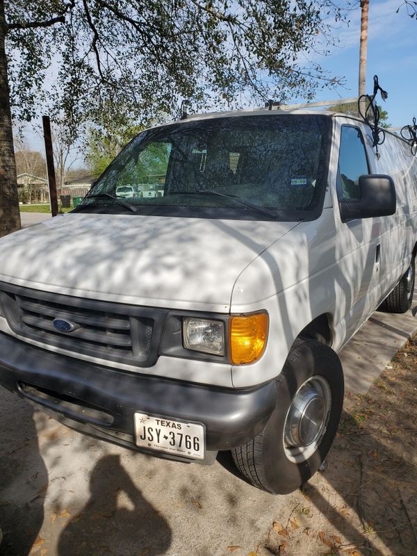 White van 2005 for Sale in Houston, TX OfferUp