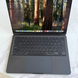 MacBook Air M3 