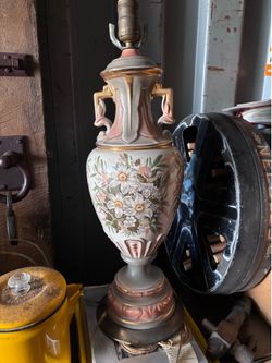 Vintage Floral Ceramic Table Lamp