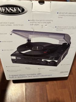 Jensen 3-Speed Stereo Turntable with Built-in Speakers