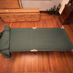 Sleeping Cot