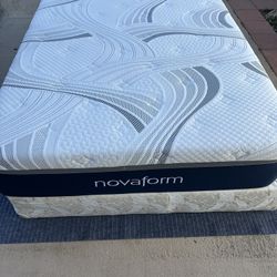 Display Model Full Size NOVAFORM Mattress Only