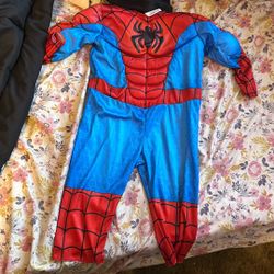 Costume