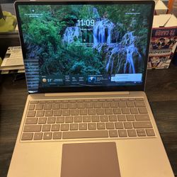 Microsoft Surface Laptop Go 