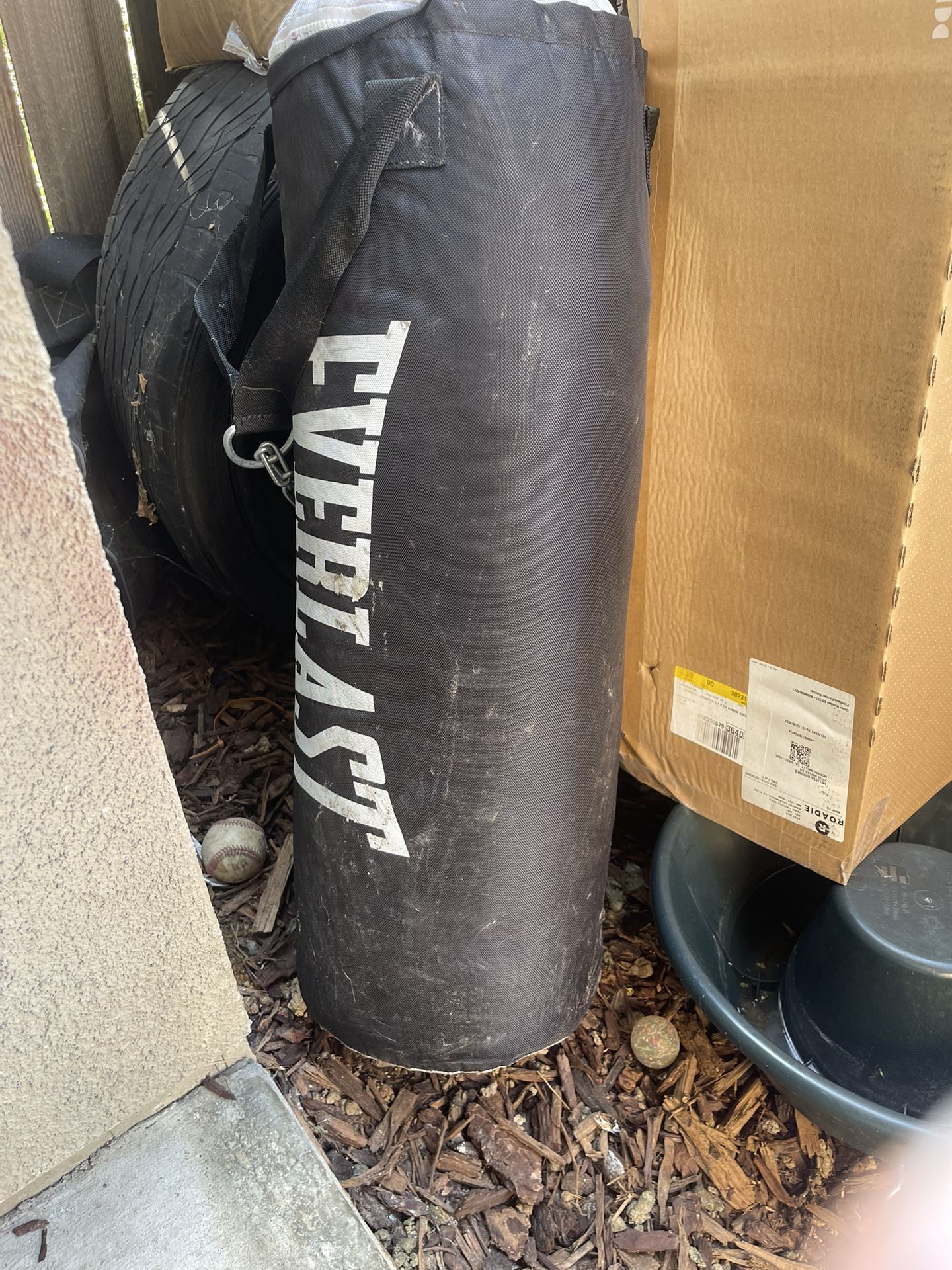 Everlast Heavy Punching Bag 