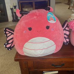 Squish Mallows:  Andreina And Capstone