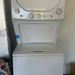 Washer Dryer Combo Great Condition 