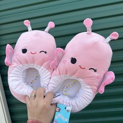 NWT Squishmallows Plush Slippers Pink Girls