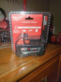 Milwaukee Battery 5.0 Oil Gasoline Resistant