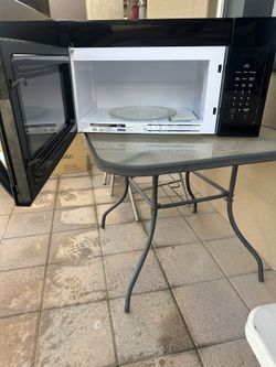 Microwave An Oven Semi Nuevo