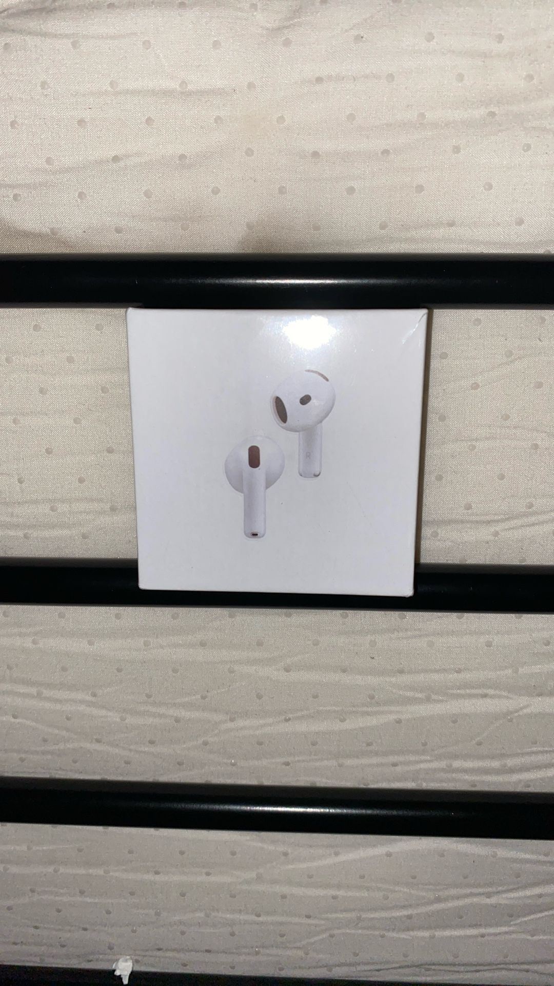 AirPod 4