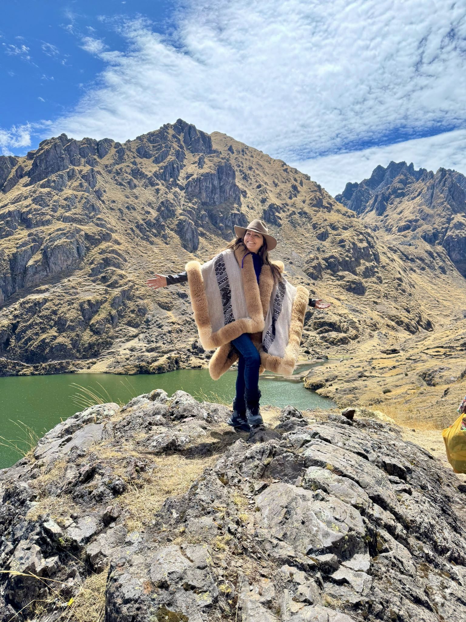 Peruvian Luxury Alpaca Poncho 