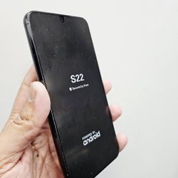 Samsung S22