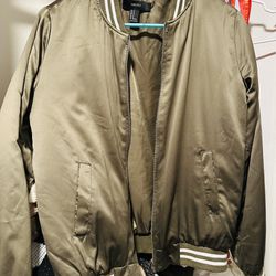 Used Green Bomber Jacket (medium)